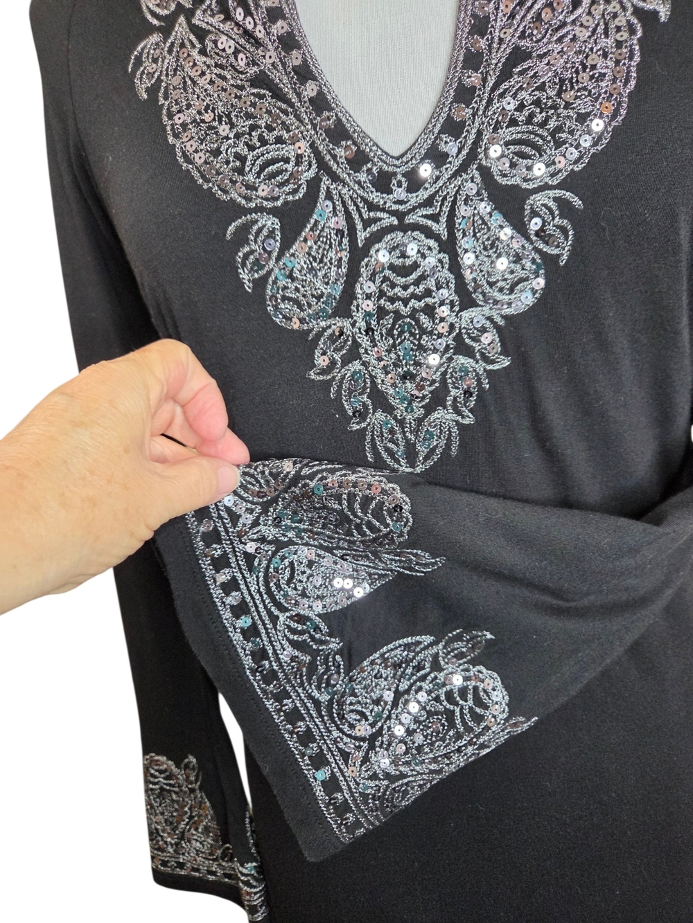 INC International Concepts Black Embroidered Tunic Top | Medium | Metallic V-Nec - Picture 7 of 16